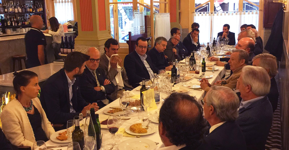 Gerard Piqué inaugura el cicle d’Esmorzars de Cullera, Forquilla i Convidat de l’ACGN