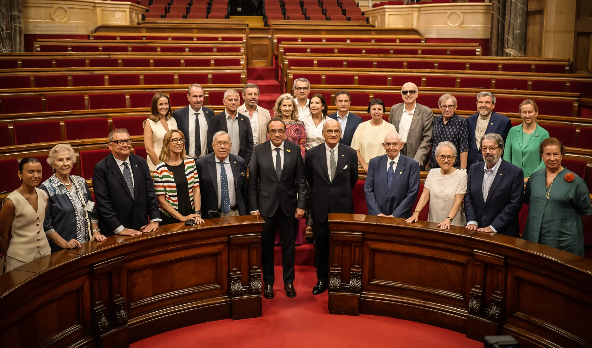Visita institucional al Parlament i dinar gastronòmic al Restaurant Altamar